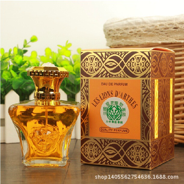 宠物用香水猫狗通用夏天留香除臭除味环境清香100ml