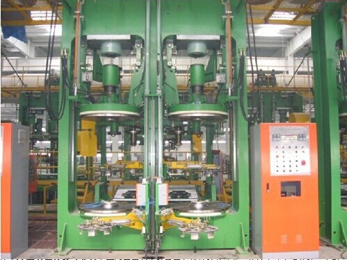 輪胎硫化機