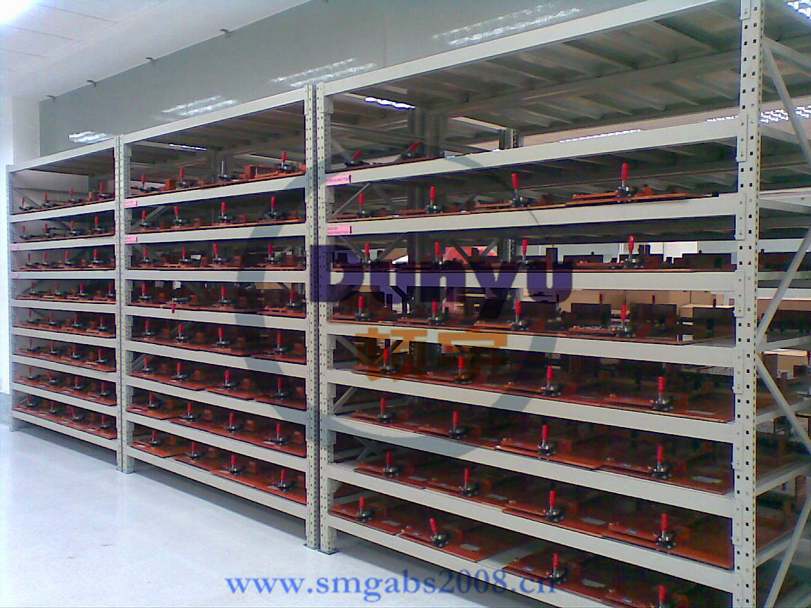 供应轻型仓储货架 搁板货架 轻型仓库货架 上海仓库货架