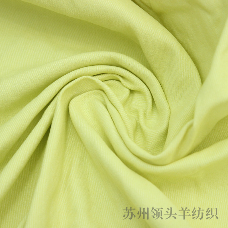 现货供应涤纶平纹加捻染色高丝宝汉服衬衫连衣裙女装面料