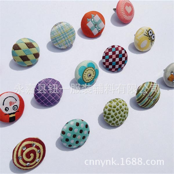 厂家直销彩色卡通包布钮扣 卡哇伊两脚钉 金属钮扣 包布两脚钉