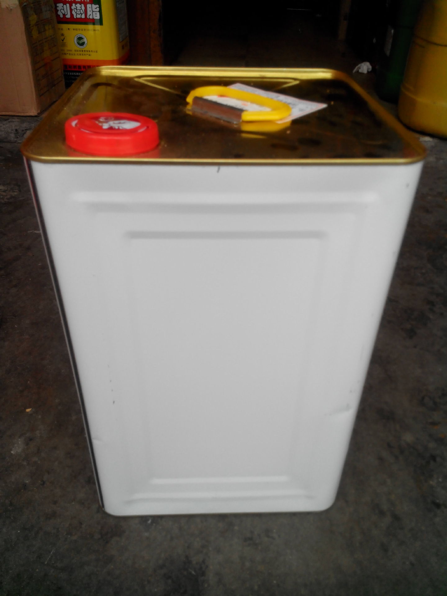 批发供应 新宝树脂 环保805胶水 强力黄胶 万能胶 性价比高