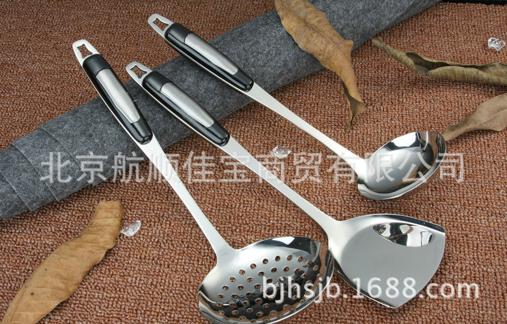 5421328_204215429178_2