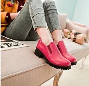 Консигнация оптовая покупка красивый низкий каблук удобные дышащие PU Джокер обувь женская обувь JGB2014N000105