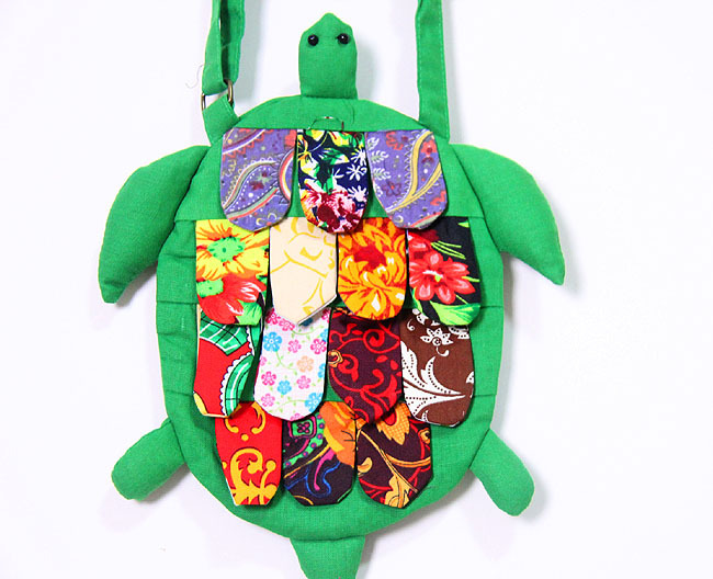 大號鱗片布藝烏龜斜挎包