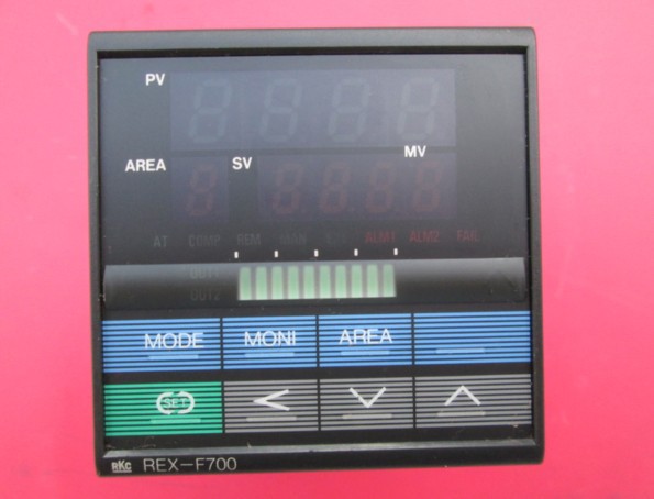 温控表 REX-F700FK09-8*HJ-NN5-NN    0-400度   K型