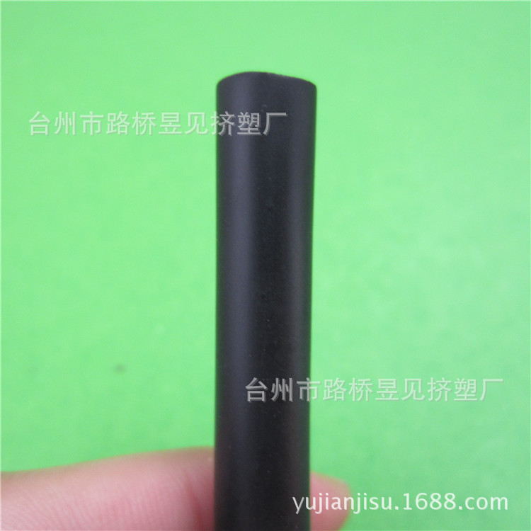 PVC黑色软条13&mdash;&mdash;D型软条 (5