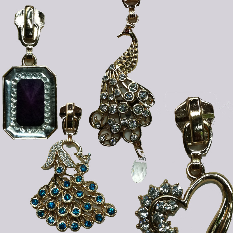 厂家批发服装辅料金属拉锁3号5号合金圆形拉链头金属铜牙合金拉片