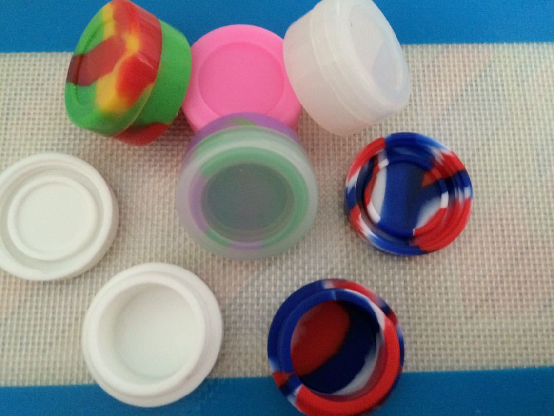 厂家来图加工 高品质圆形硅胶储藏盒 迷你硅胶包装盒