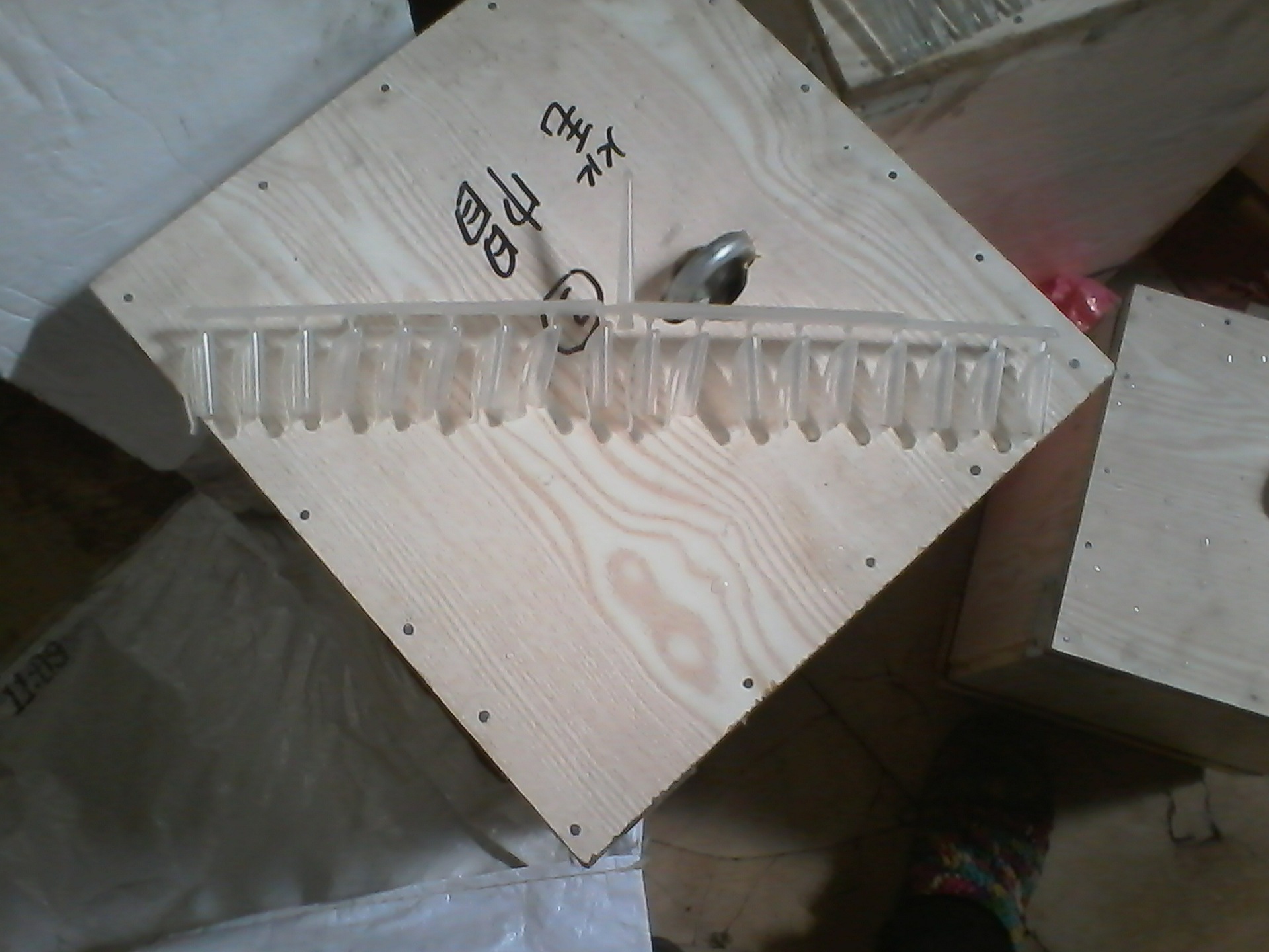 供应1出18笔帽模具