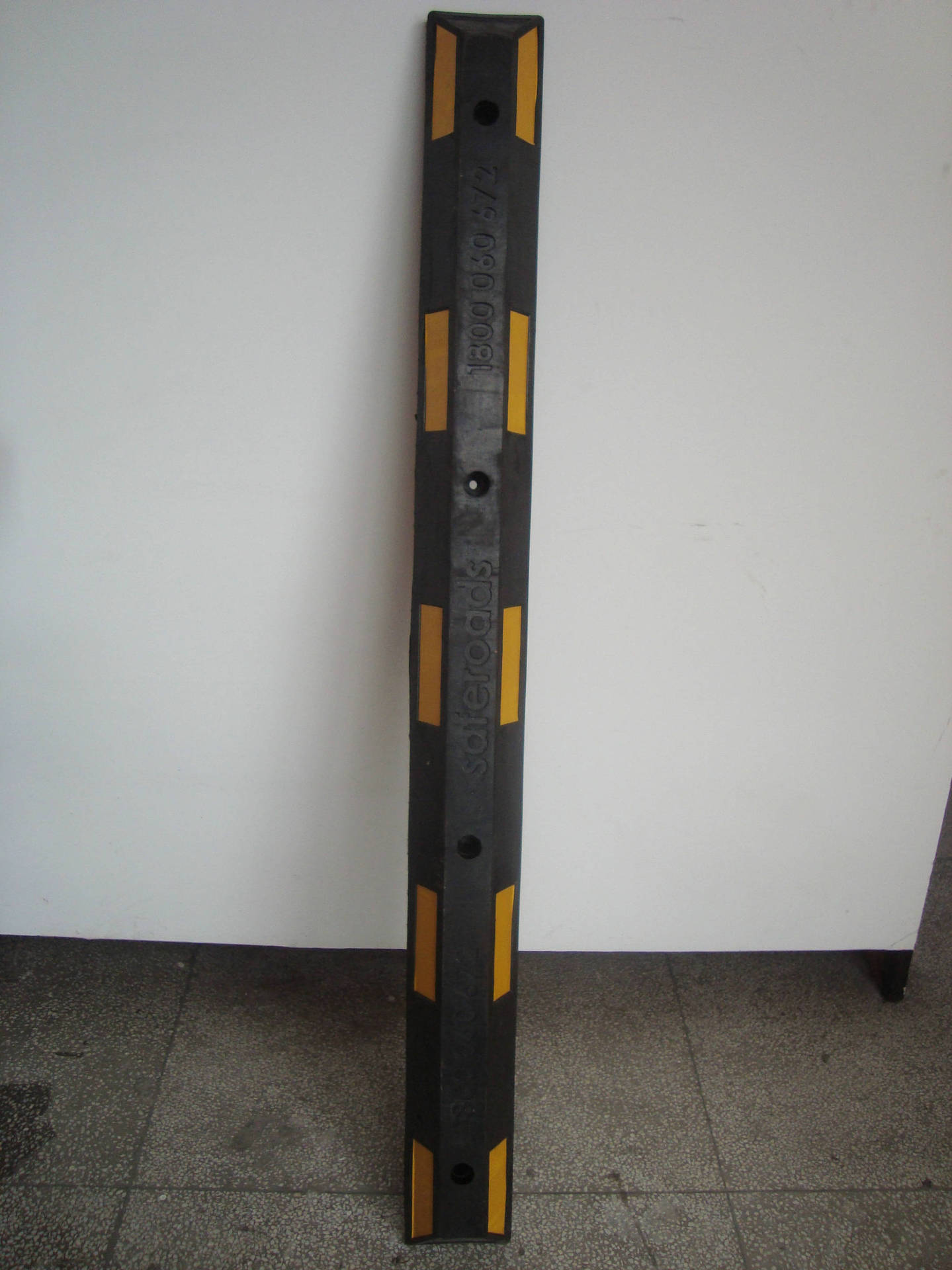 特长型橡胶车轮定位器 大型停车场 165cm长 出口品质 防撞条