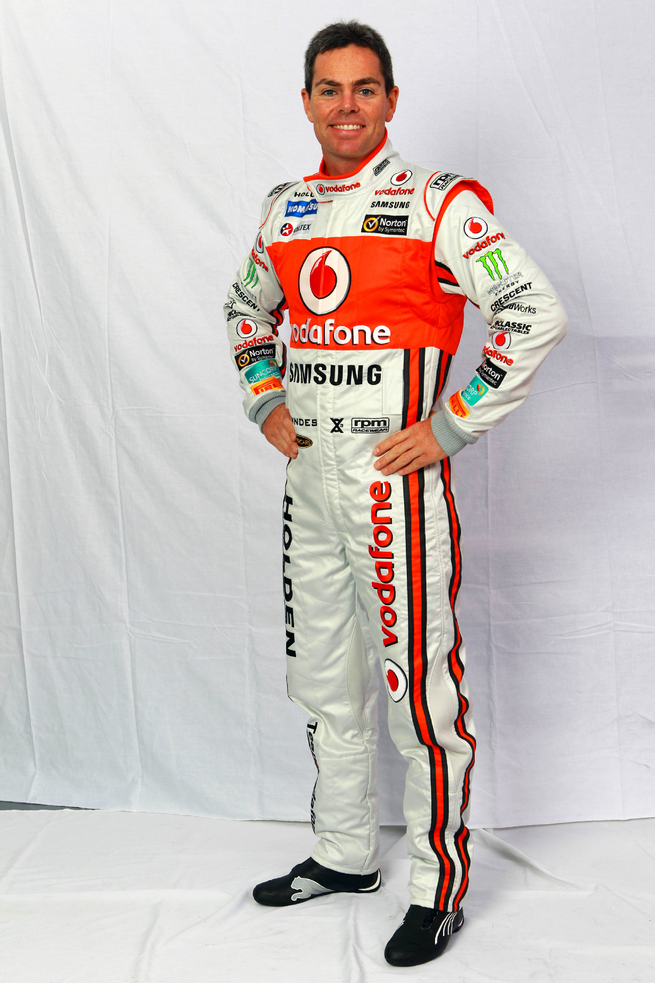 供应一次性无纺布连体彩印透气膜防护服