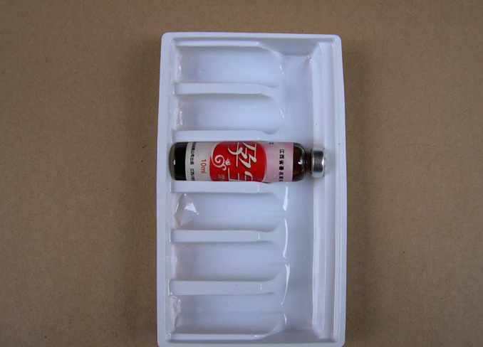 深圳吸塑厂：供应保健品吸塑包装　PS吸塑内托　吸塑盒