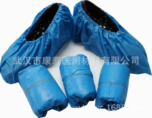 Бесплатная доставка Заводские утолщенные Одноразовые Бахилы для дома Бытовые Пластиковые водонепроницаемые студенческие Чехлы для ног центр обработки данных пылезащитные оптом