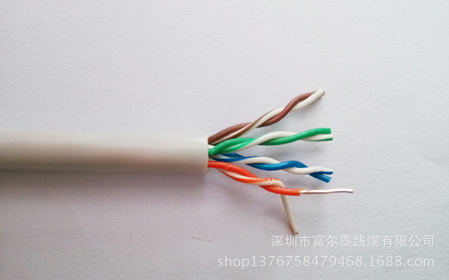 厂家现货供应灰色 超五类无氧铜网线 CAT5E UTP 28AWG 非屏蔽网线-阿里巴巴