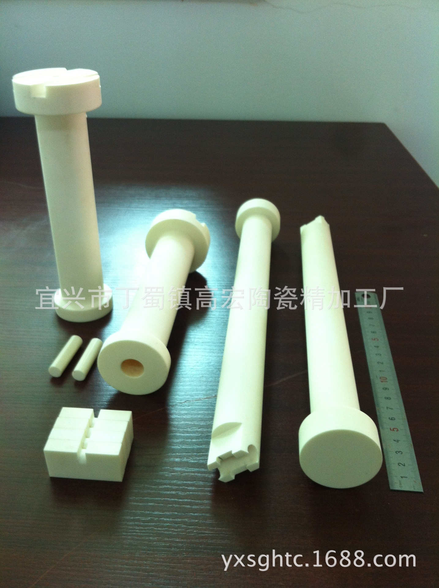 氧化铝陶瓷压杆 陶瓷结构件 等静压成型 外圆精磨 精密开槽