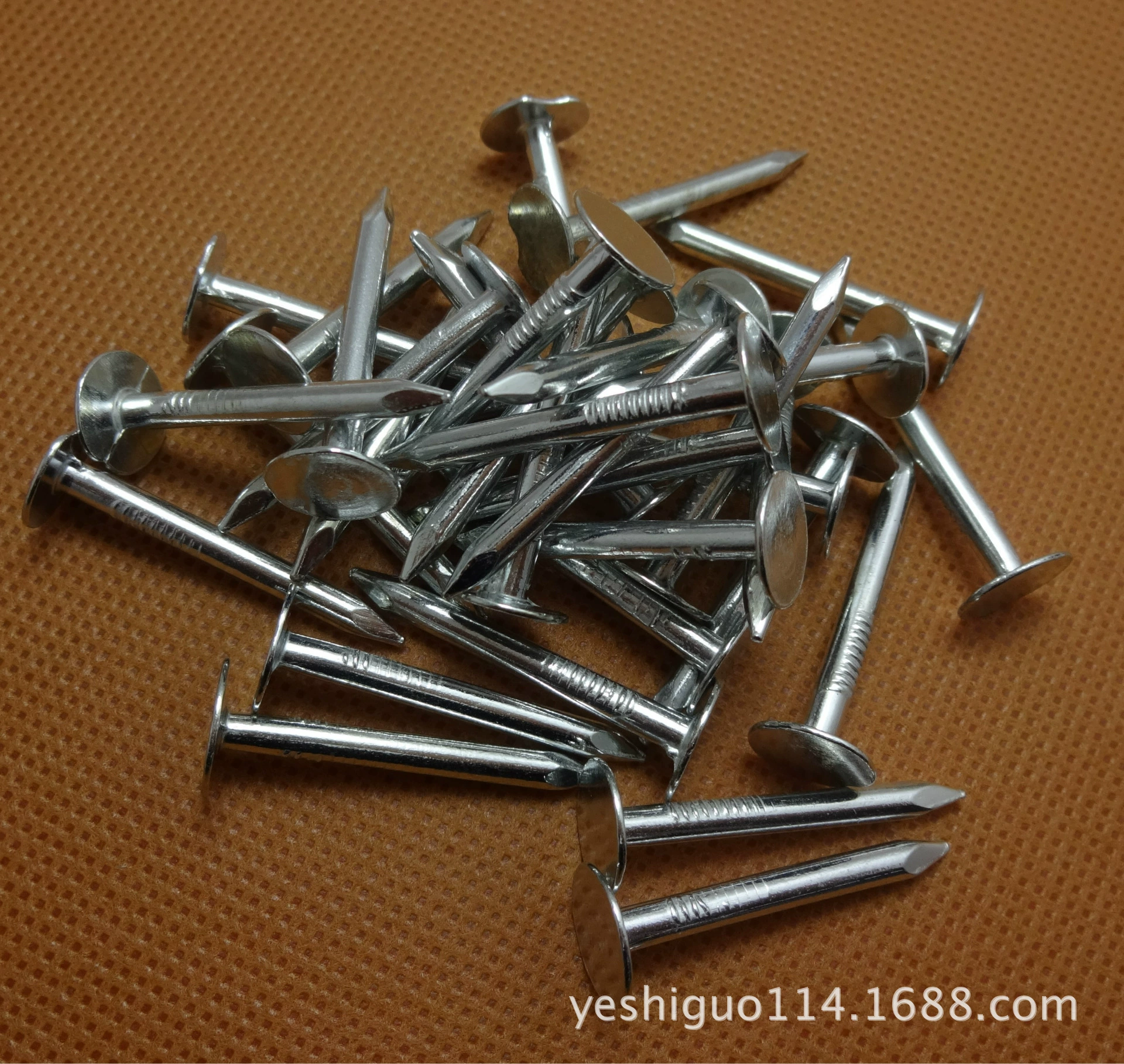 Top hat oil felt nail specifications 3.0mm x 50mm 1kg/box 25 boxes/carton