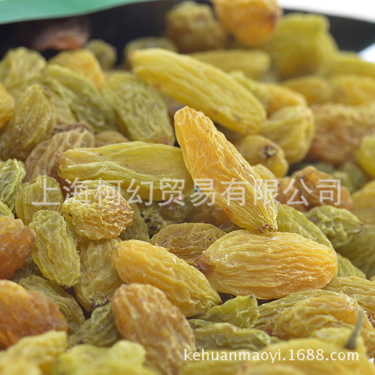 Xinjiang specialty(In Green)Turpan Seedless Green raisins Bulk container Net weight 19 Jin/Box wholesale