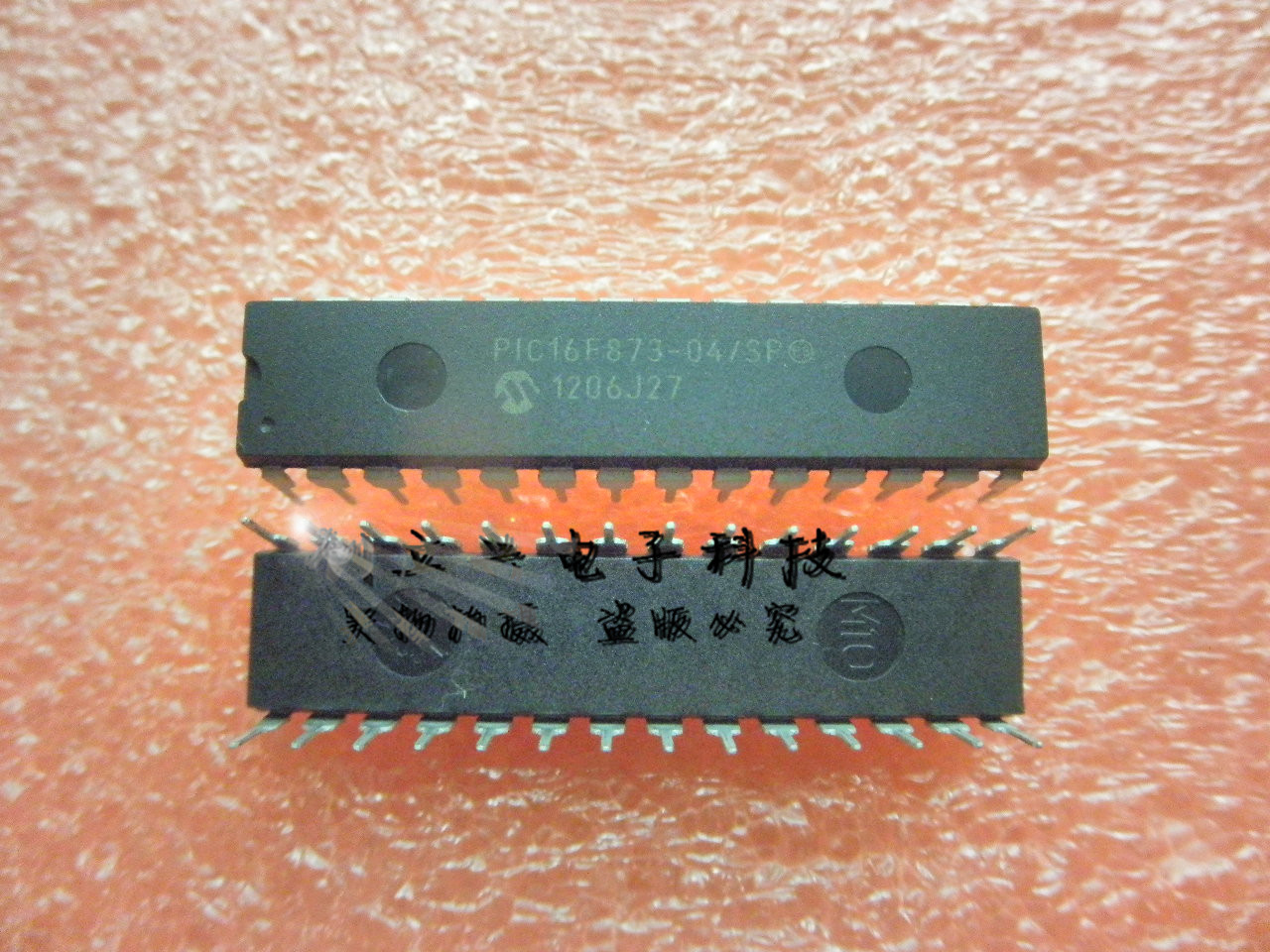 PIC16F873-04/SP原装正品保质量大量现货欢迎询价!
