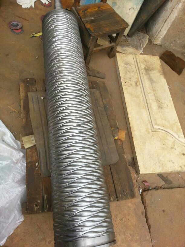 轧钢辊筒  铝箔压花滚 草坪 地毯 跑道 无纺布 餐巾纸