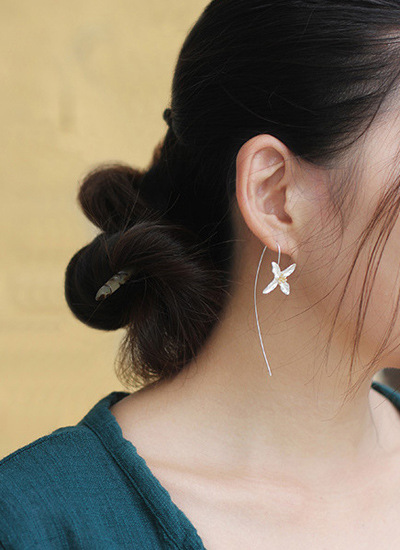 S925 pendientes de plata pendientes Tailandia artesanía moda elegante flor esterlina pendientes de plata al por mayor joyería de plata exagerada