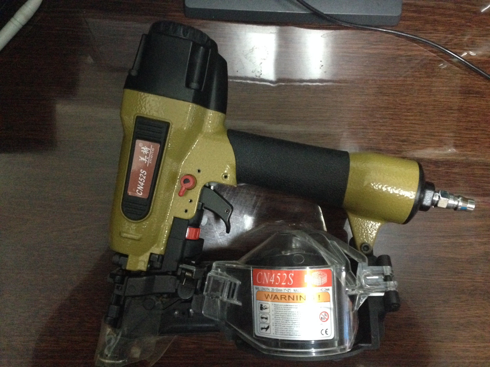 美特（风）气动卷钉枪cn45木箱、木托盘专用钉枪。