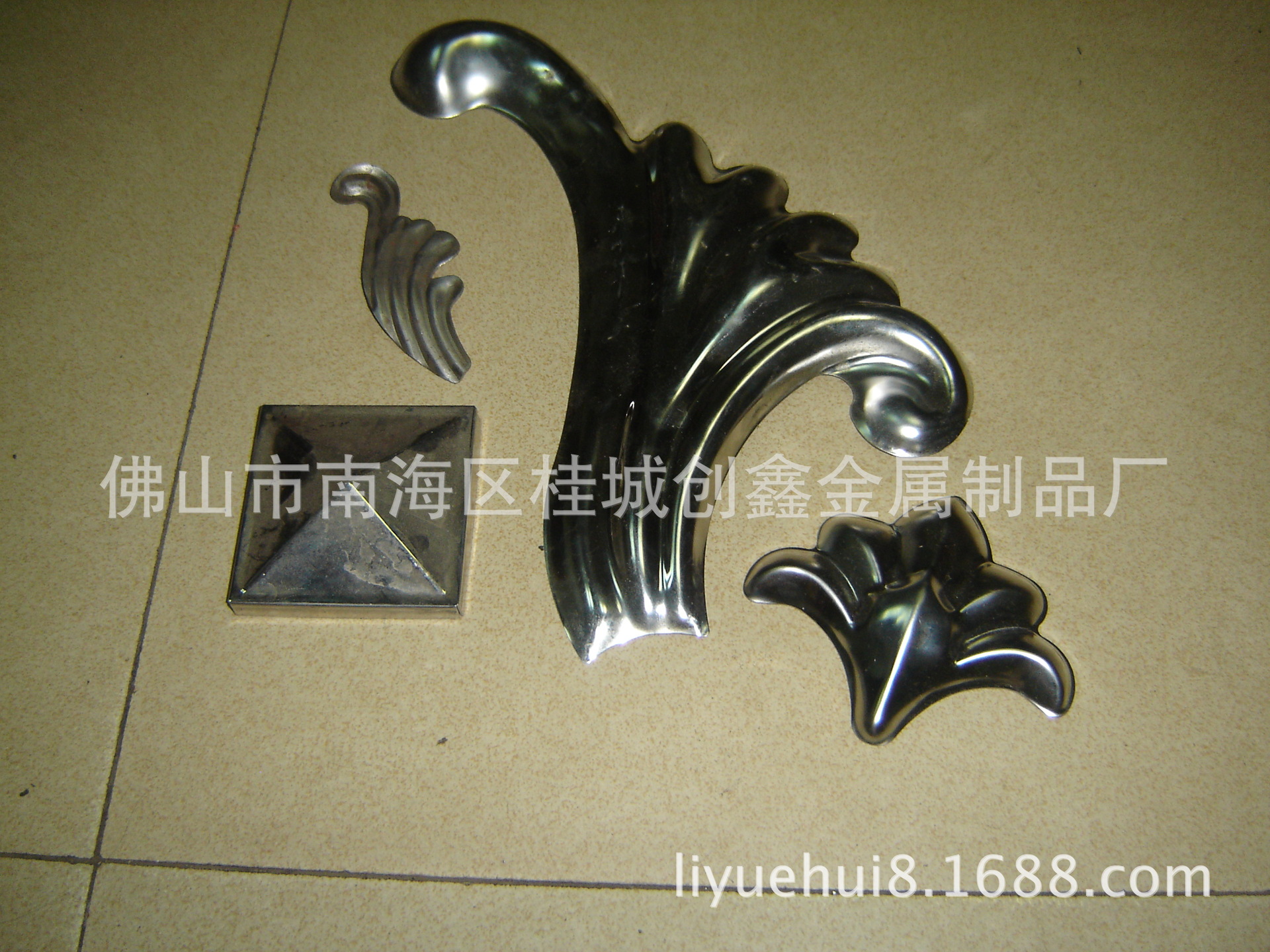 提供門類裝飾配件模具製造及生產加工