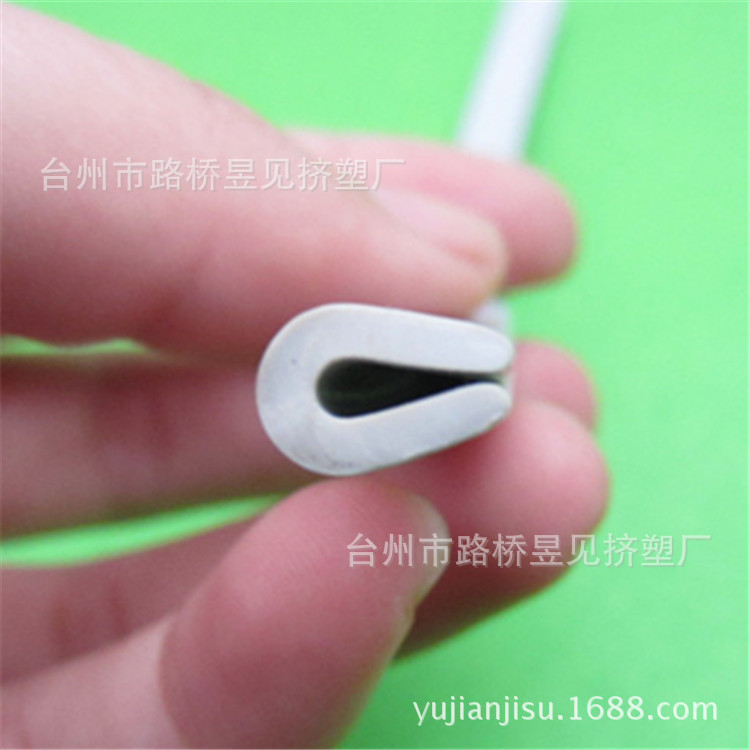 塑料挤出产品 PVC弹性料异型软条 PVC塑料条密封封边条 挤塑加工