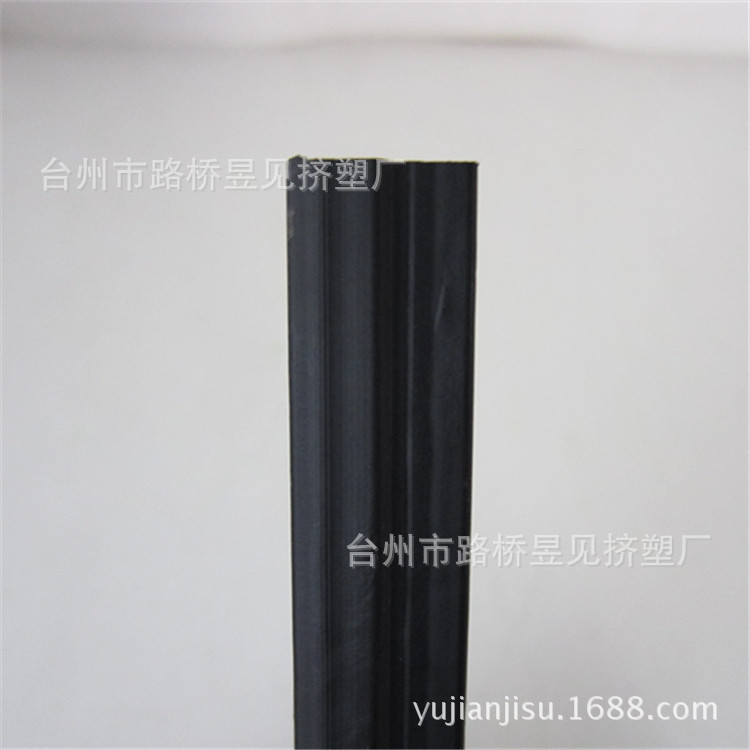 PVC黑色异型材15 (6)
