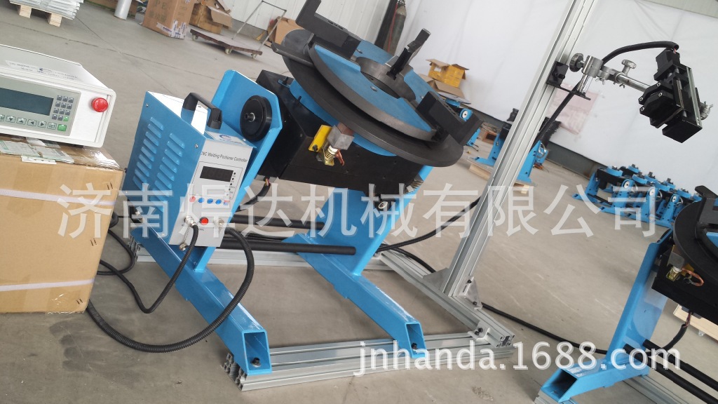 焊达CNC系列变位机与焊接摆动器联动