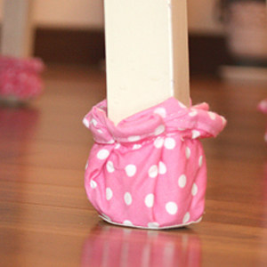 Venta al por mayor Yachao tela engrosada muebles mesa de comedor silla pie cubierta Mesa silla taburete mesa y silla pie pad 4 Pack