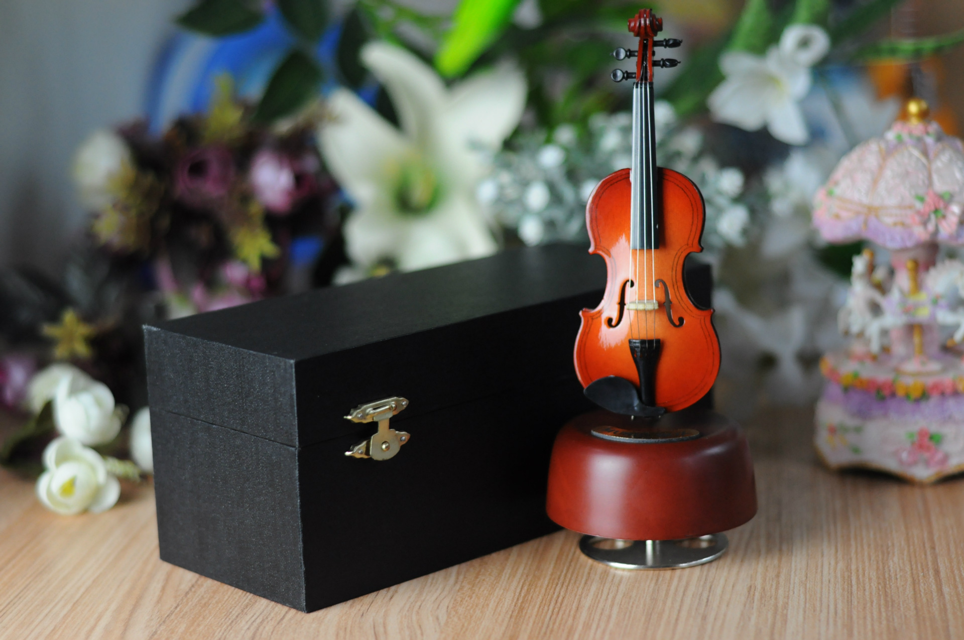 创意家居 12款曲目选择雕刻木质精美音乐盒 创意木质音乐盒-阿里巴巴