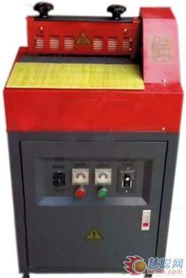 口罩N95的热熔过胶机