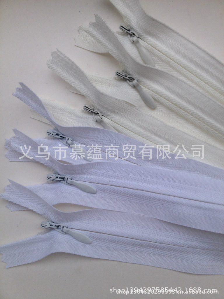 811222193_23651628[1]