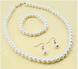 Fashion Flower Imitation Pearl Alloy Beaded Plating Women's Bracelets Earrings Necklace 1 Set display picture 1