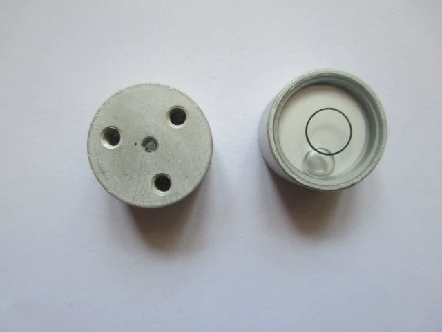 Производитель имеет большое количество пузырьков воды для предложения со средним стержнем, пузырьками уровня и пузырьками уровня.