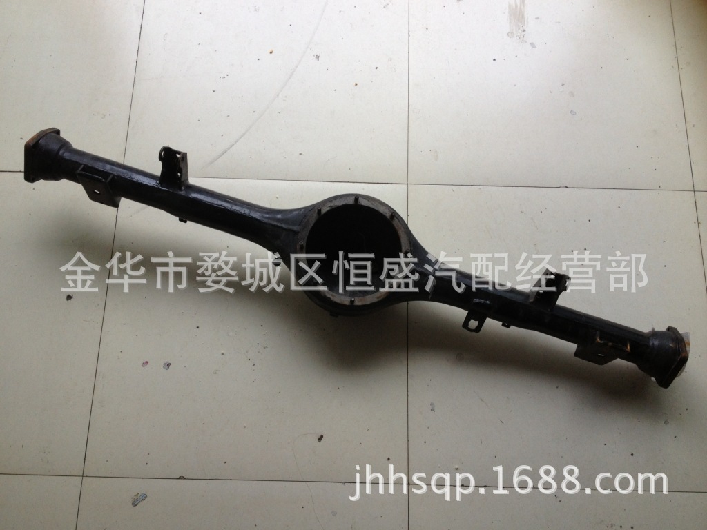 小旋風後橋殼 (1)