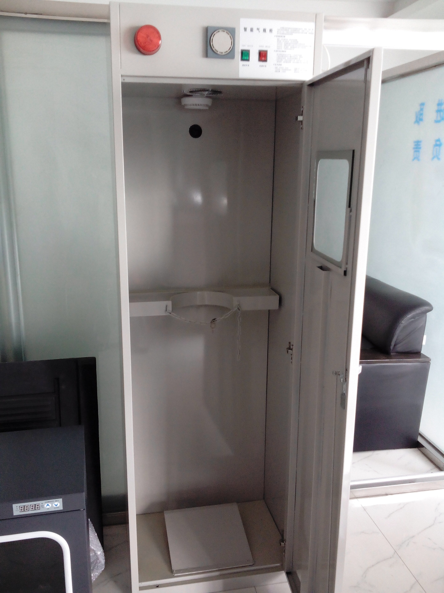 气瓶柜/全钢气瓶柜/成霖科技供应/厂家供应/北京*天津*山东供应