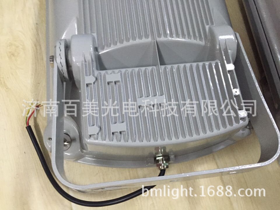 250、400防眩通路燈6