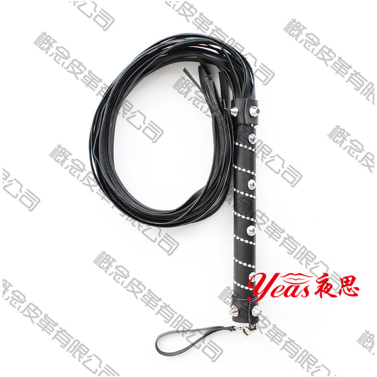 厂家直销皮革辫子皮鞭 散鞭夫妻玩具订做 情趣紫手编道具表演鞭子-阿里巴巴