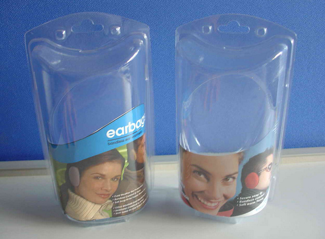 深圳吸塑厂：电子产品吸塑泡壳 PVC包装盒 对折吸塑包装