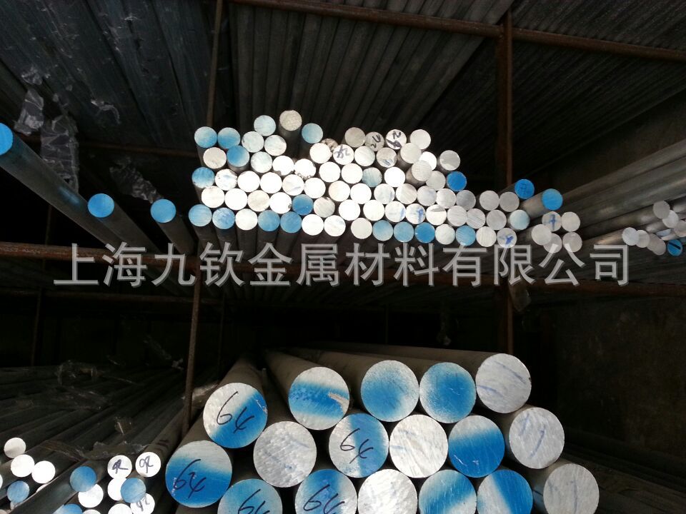 8D2698FBA78C7CBDE3FFBC059F7DCB