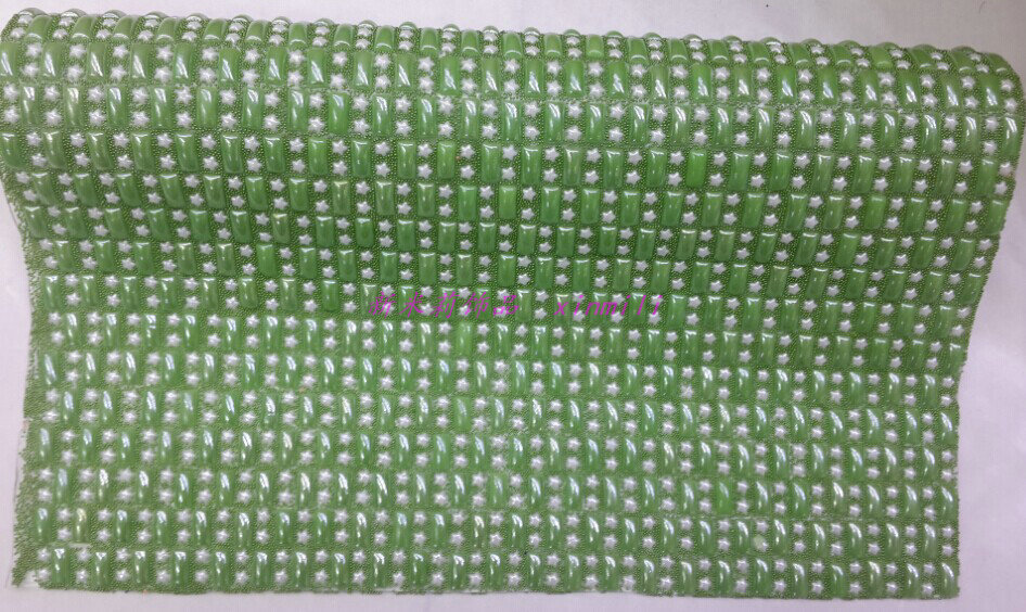 5-10长条绿色陶瓷加米珠1