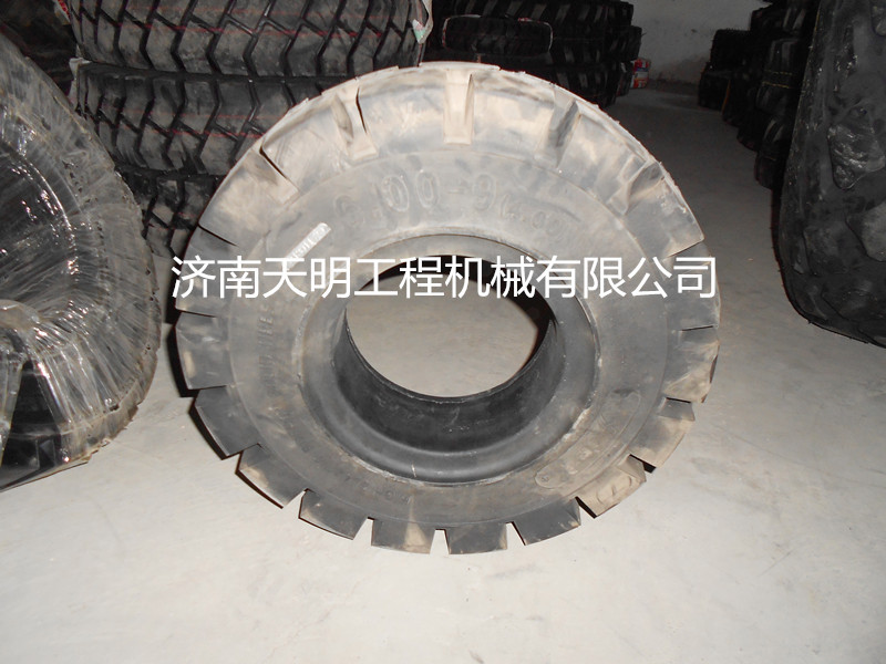 600-9叉车实心轮胎 济南实心轮胎 三包叉车轮胎
