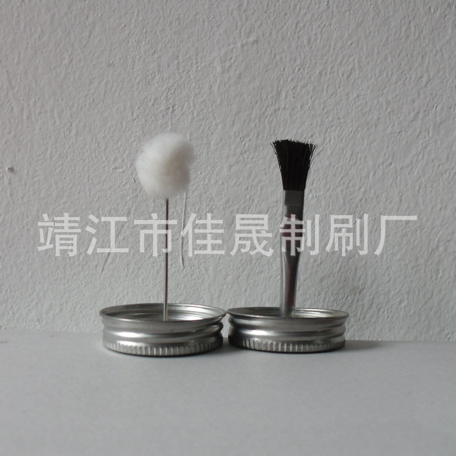 厂家专业供应 PVC瓶盖毛刷 铁管刷 胶水刷