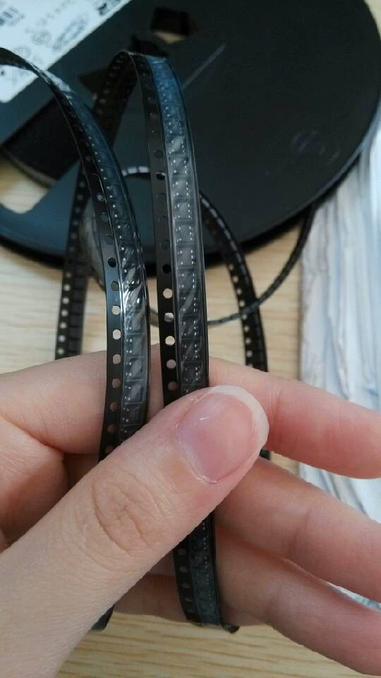 GG1Q SOT23 packaging synchronization 1. Anti -voltage chip
