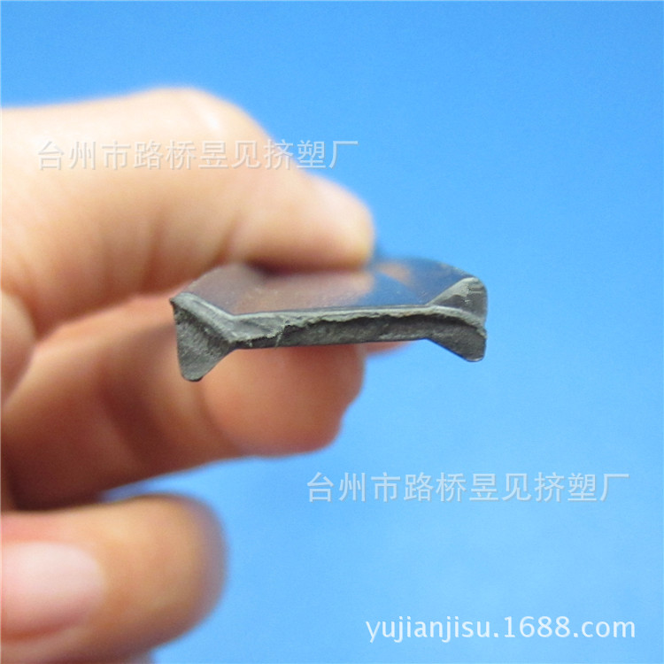 PA黑色隔热条 (3)