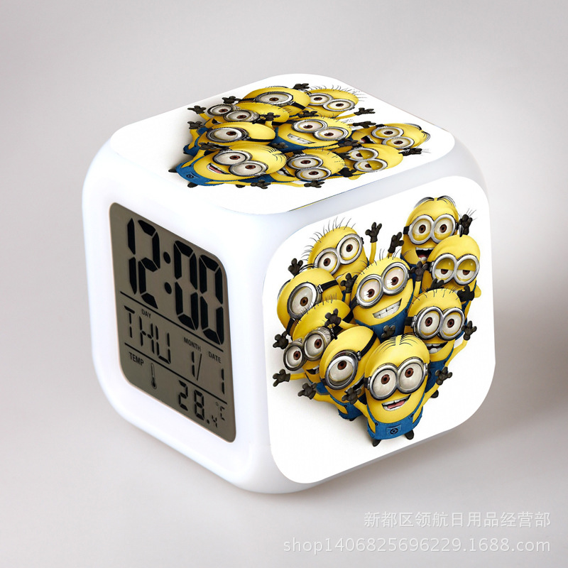 神偷奶爸小黃人多人右側