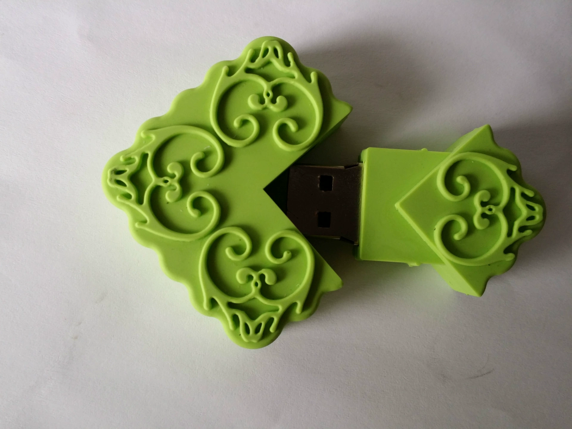 Изящный USB-флэш-накопитель, прямые продажи из завода, подарок на день рождения