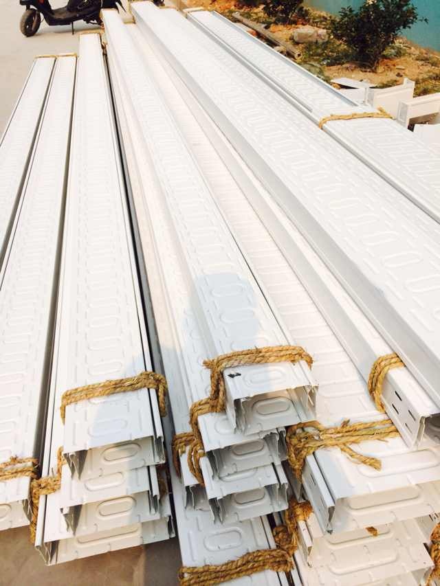 供应桥架 镀锌槽式桥架 铝合金不锈钢玻璃防火桥架